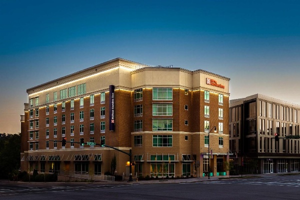 Hilton Garden Inn Asheville Downtown image 1
